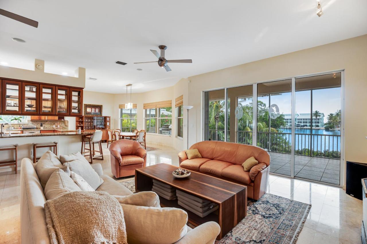 Waterfront Wonder Villa Islamorada Exterior photo